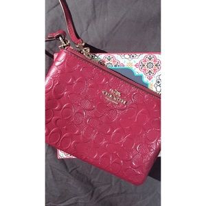 COACH WRISTLET PINK
